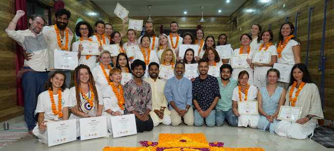 International Yoga Teacher Training in Rishikesh, Professional yoga training in Rishikesh at Yoga Sadhana Guru